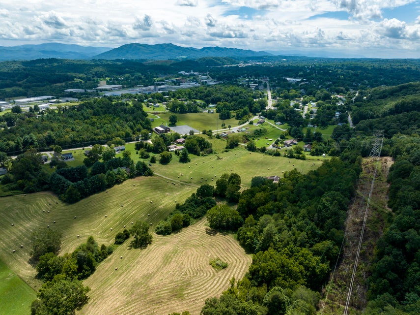Photo #19: 2782 Watauga Road