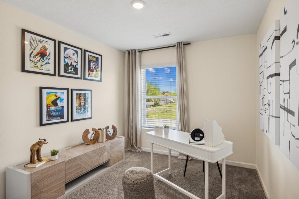 Photo #15: 728 Theobald Way