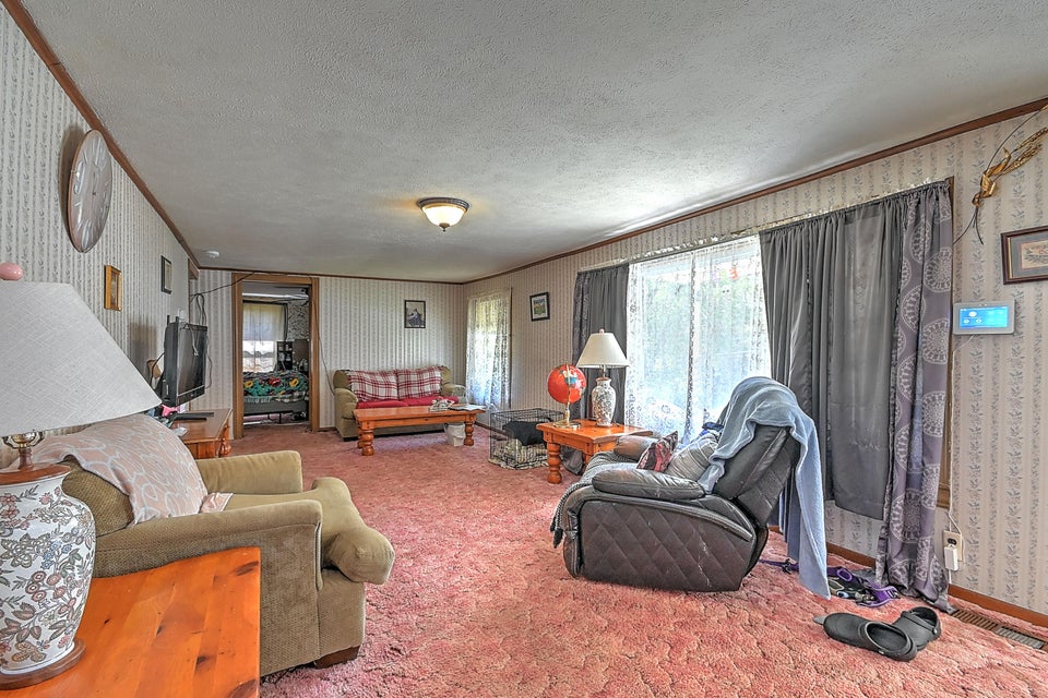 Photo #7: 264 Boone Street