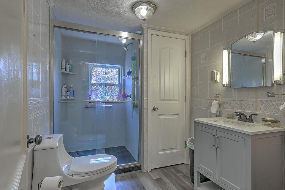 Photo #25: 264 Boone Street