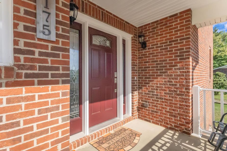 Photo #3: 175 Colony Circle