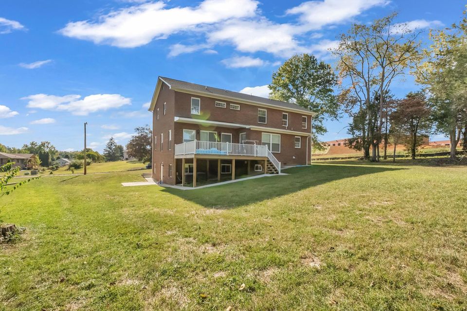 Photo #61: 175 Colony Circle