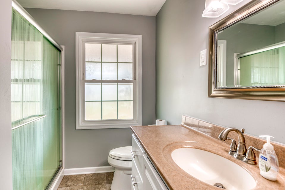 Photo #14: 15335 Skyland Avenue