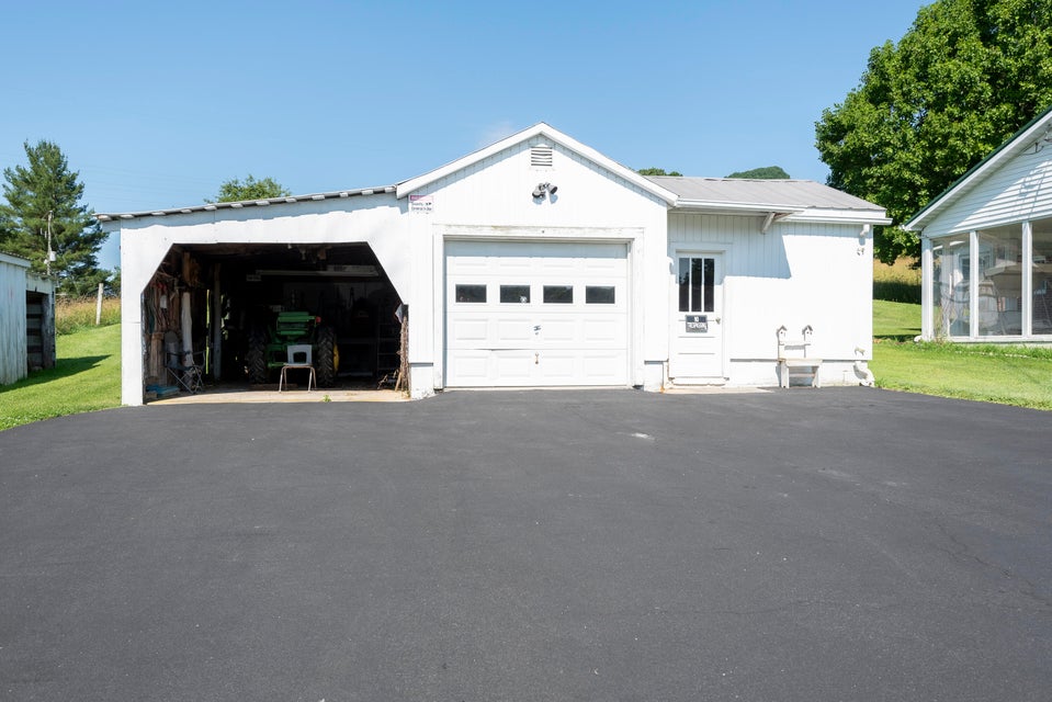 Photo #23: 3309 Pinebrook Lane