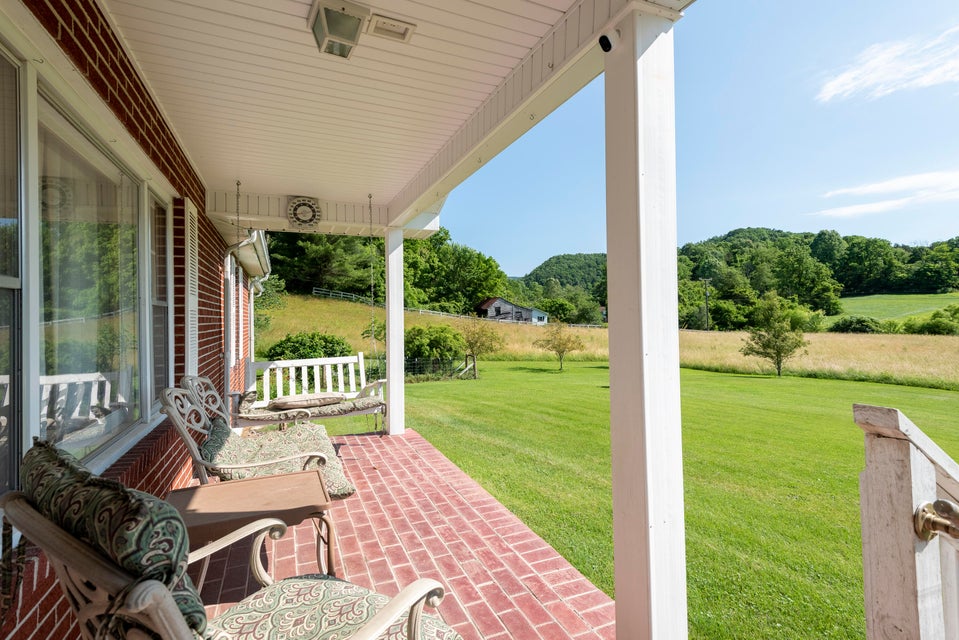 Photo #18: 3309 Pinebrook Lane