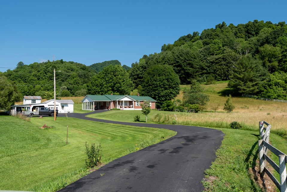 Photo #49: 3309 Pinebrook Lane