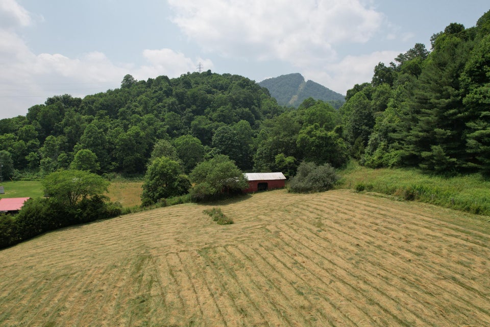 Photo #7: 3309 Pinebrook Lane