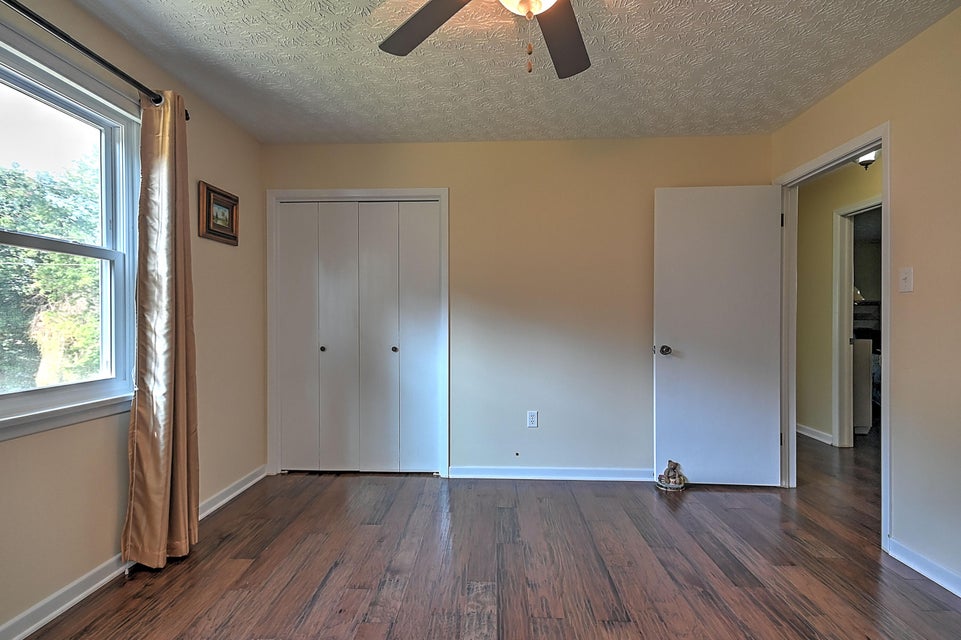 Photo #38: 300 Larkspur Drive