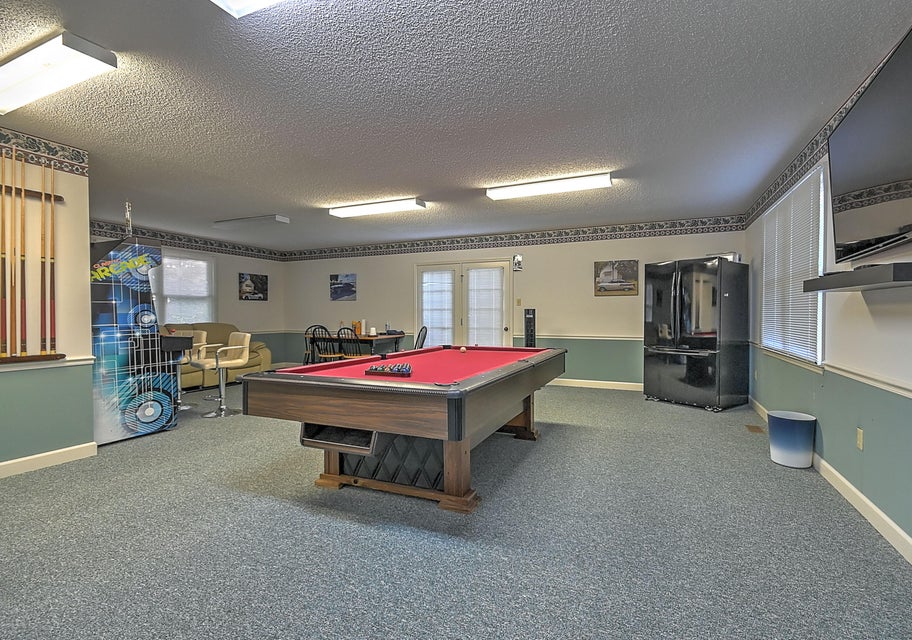 Photo #52: 300 Larkspur Drive