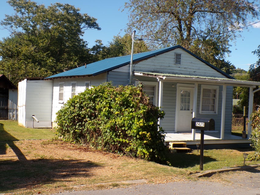 Photo #5: 2425 Charles Street
