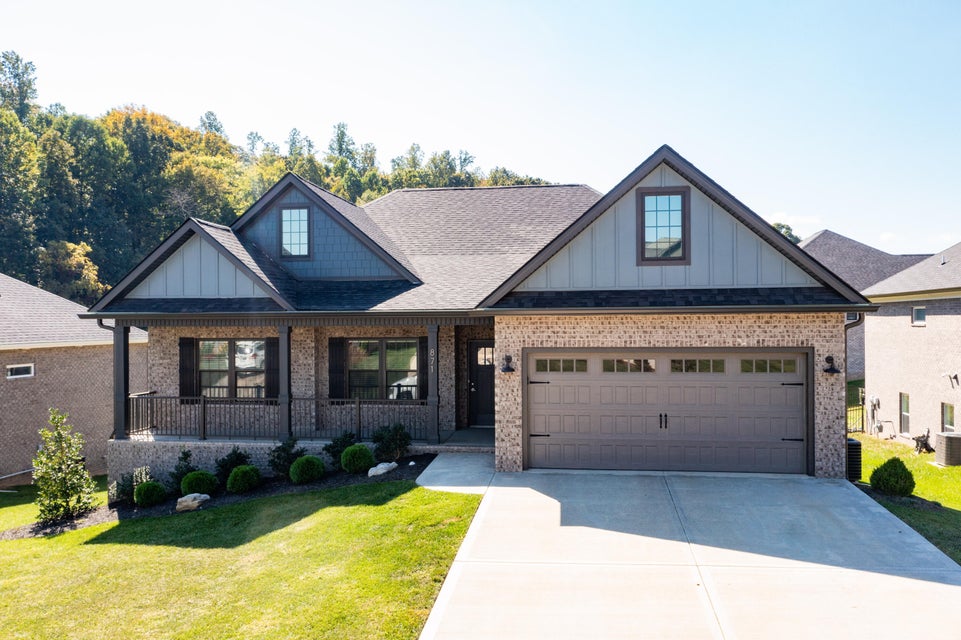 Photo #43: 871 Gardenia Drive
