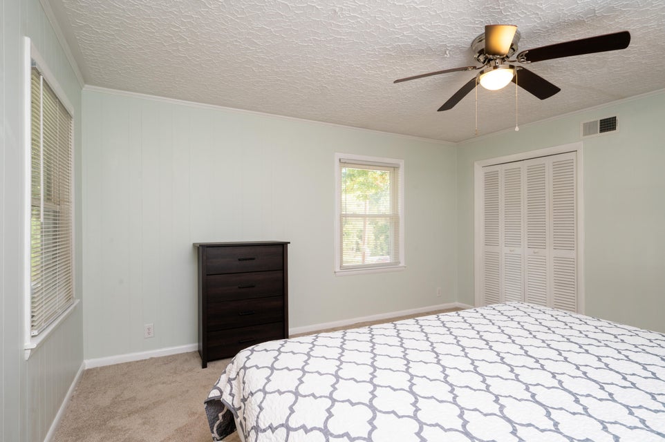 Photo #34: 808 Chippendale Road