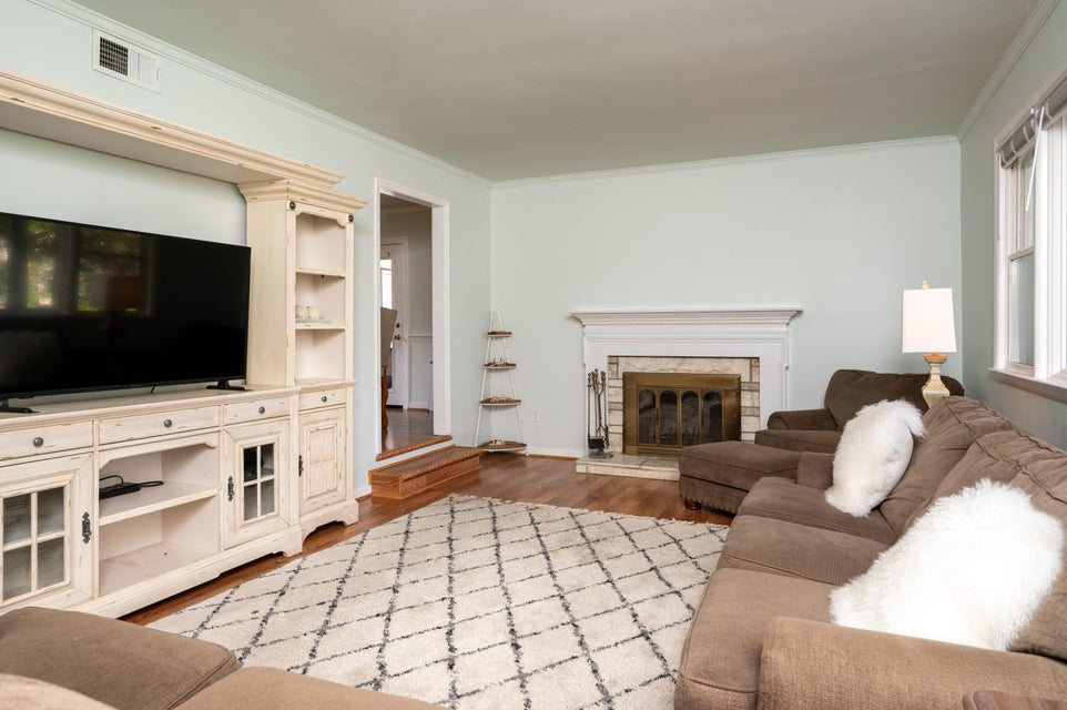 Photo #11: 808 Chippendale Road