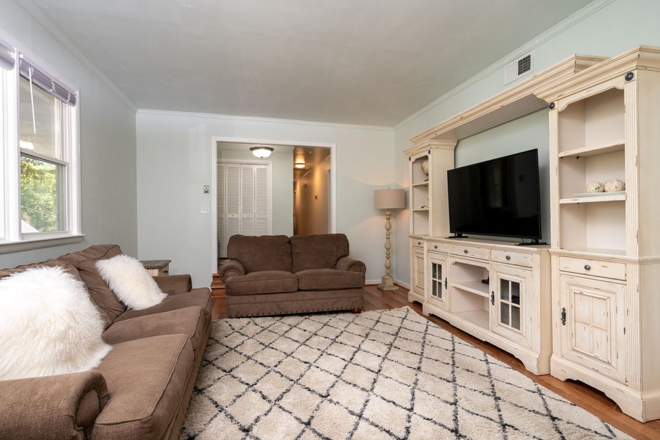 Photo #14: 808 Chippendale Road