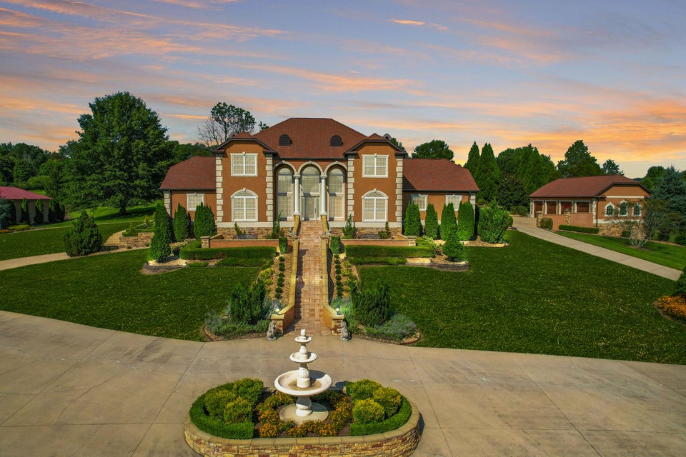 Photo #3: 124 Cross Community Road