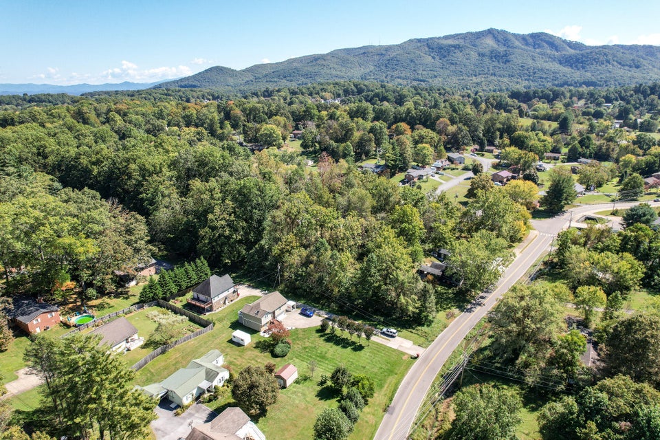 Photo #42: 1603 Lone Oak Road