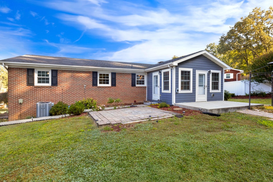 Photo #3: 646 Heritage Drive