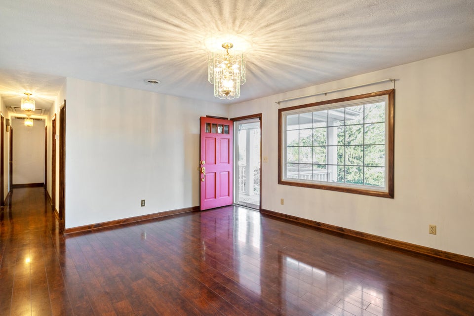 Photo #6: 646 Heritage Drive