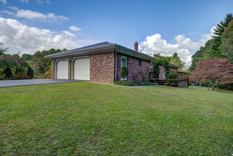 Photo #44: 503 Hillside Road