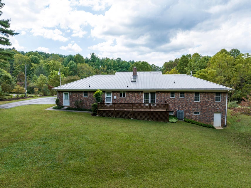 Photo #69: 503 Hillside Road