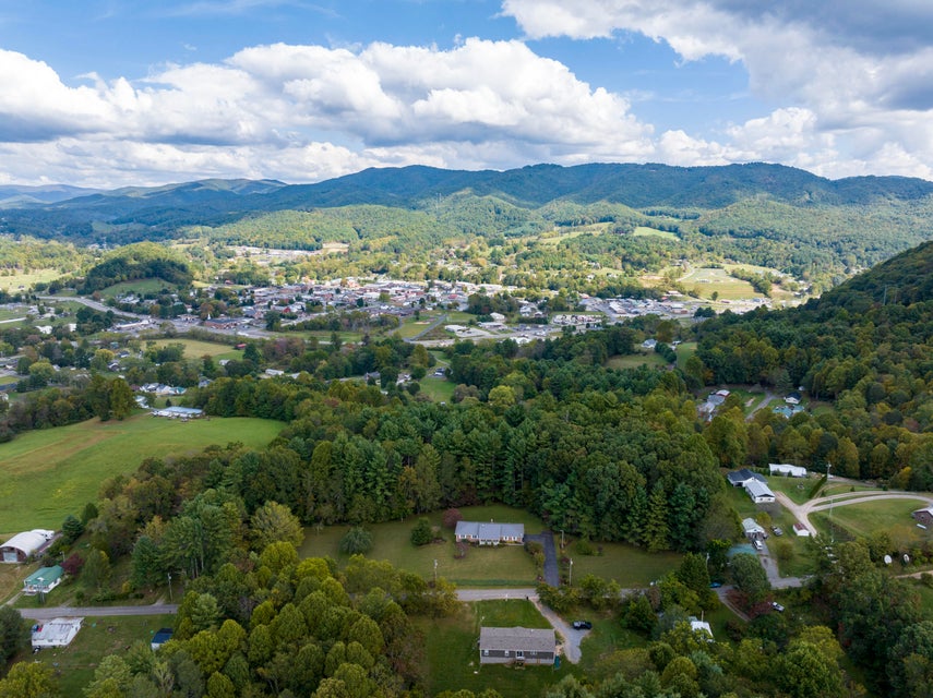 Photo #74: 503 Hillside Road