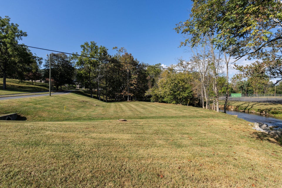 Photo #10: Tbd Springlake Road