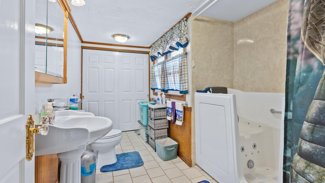 Photo #23: 825 2nd North Street
