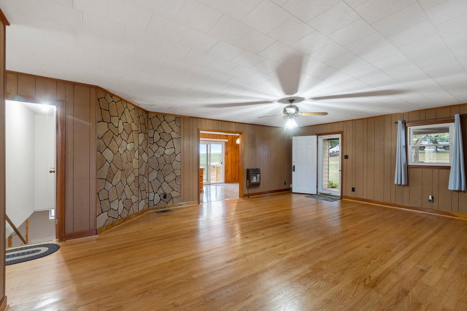 Photo #5: 7460 Warrensburg Road