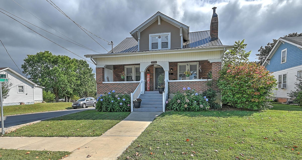Photo #3: 1800 Norway Street