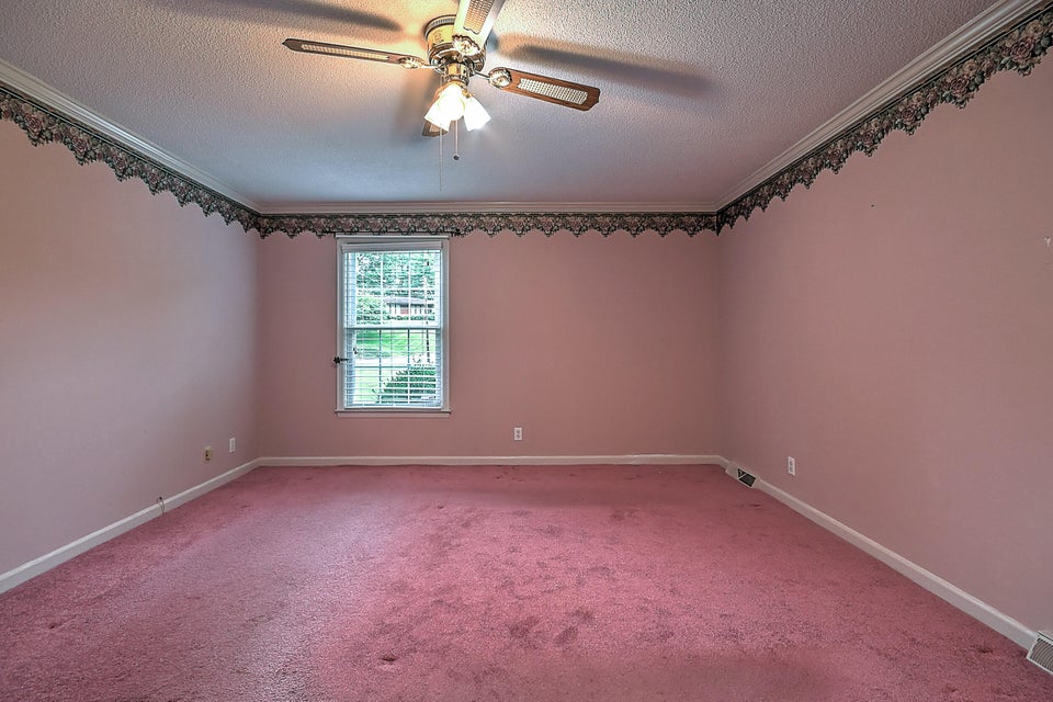 Photo #24: 904 Millercrest Drive