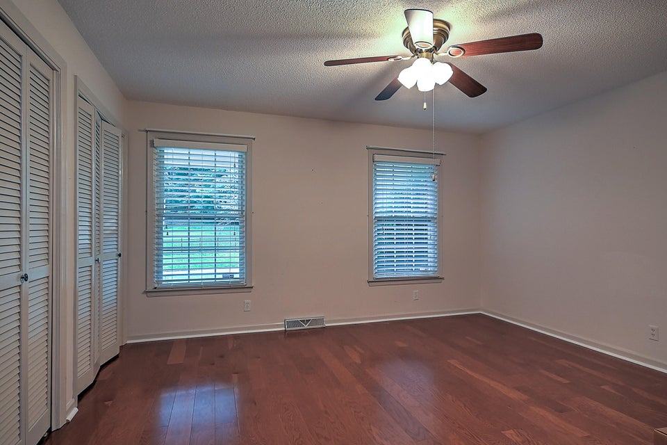 Photo #30: 904 Millercrest Drive
