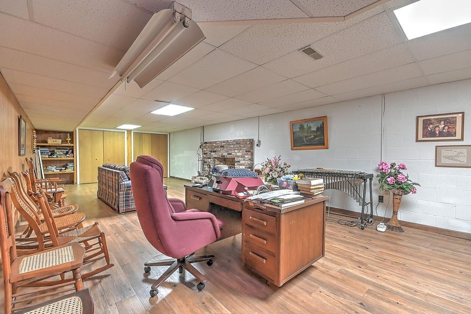 Photo #42: 904 Millercrest Drive