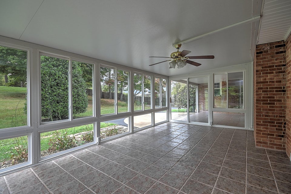 Photo #39: 904 Millercrest Drive