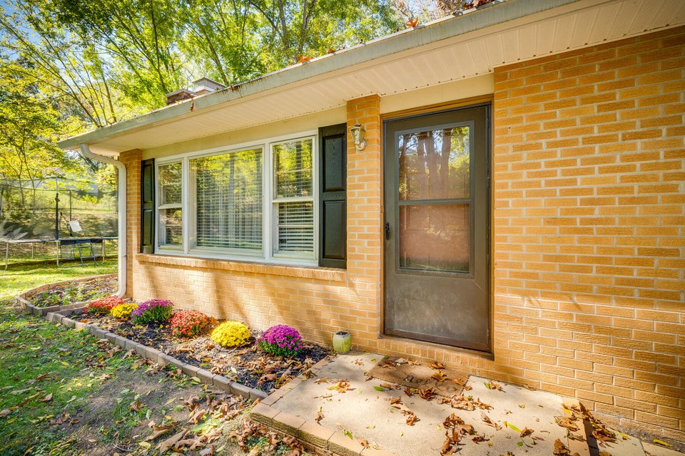Photo #4: 119 Lynnwood Drive