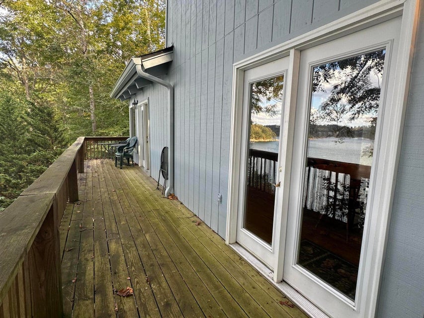 Photo #16: 328 Lakewind Drive