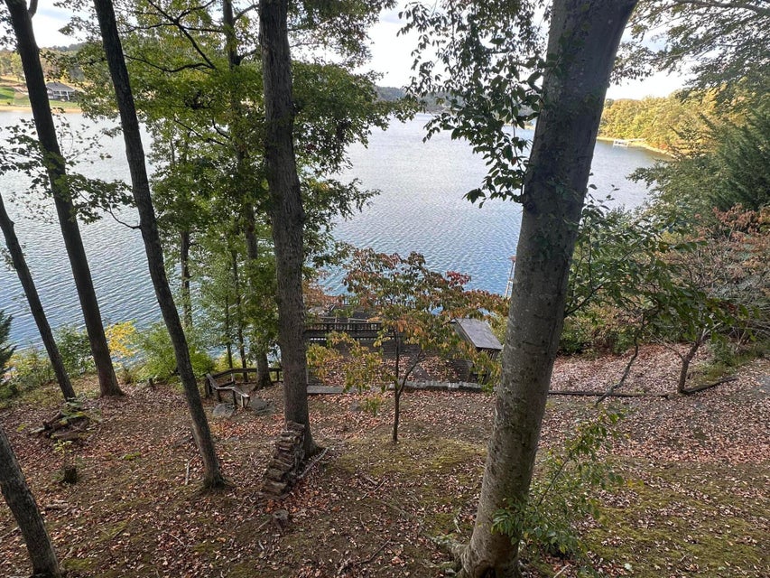 Photo #70: 328 Lakewind Drive