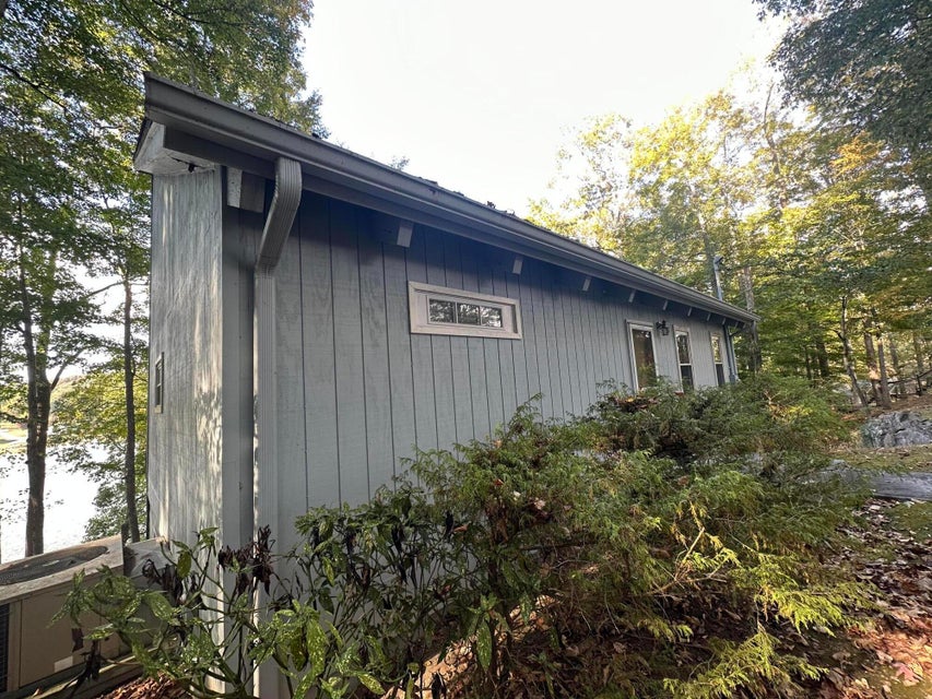 Photo #81: 328 Lakewind Drive