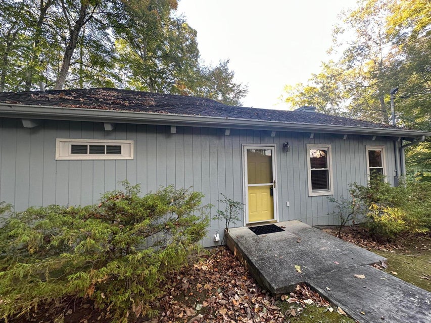 Photo #9: 328 Lakewind Drive