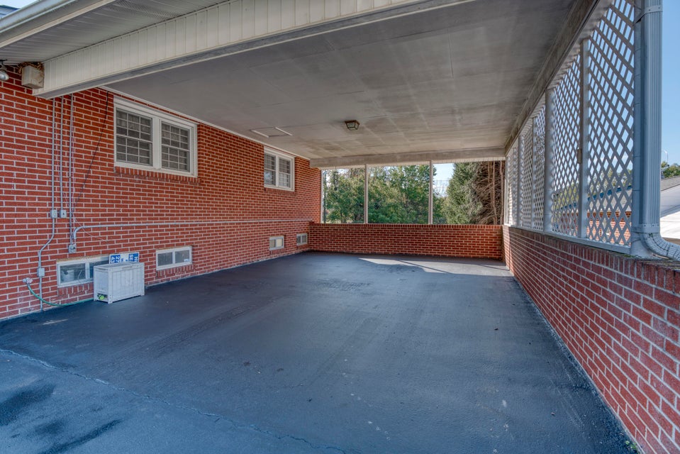 Photo #31: 1262 Culbert Drive