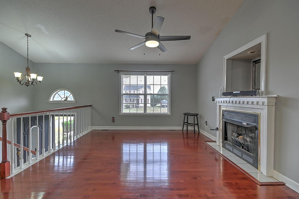 Photo #4: 122 Kanes Court