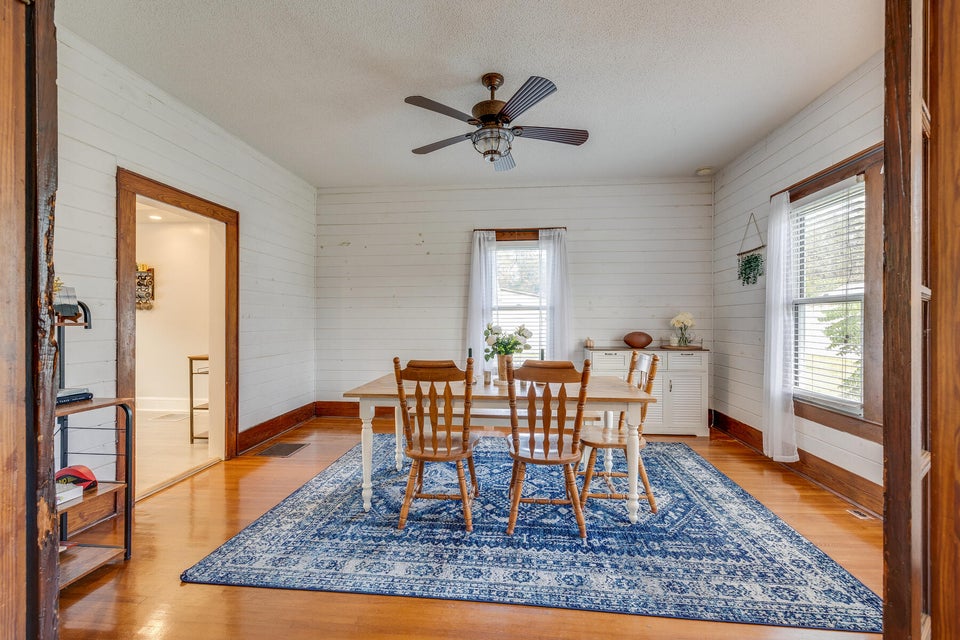Photo #8: 340 Carter Street