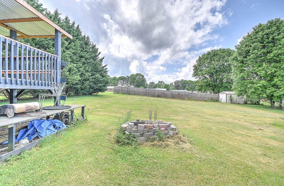 Photo #40: 122 Kanes Court