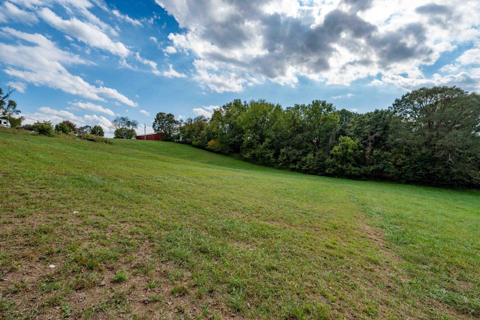 Photo #32: 671 Earnest Road