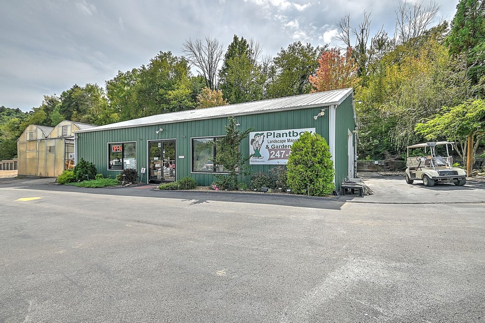 Photo #20: 954 Moreland Drive