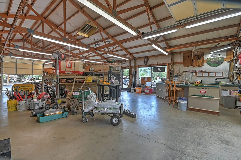Photo #11: 954 Moreland Drive