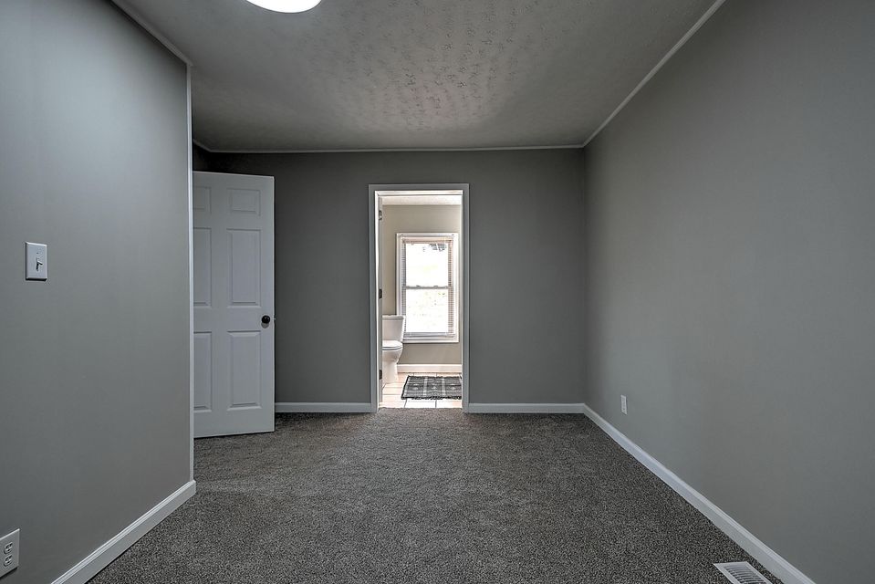 Photo #16: 131 Lilly Street