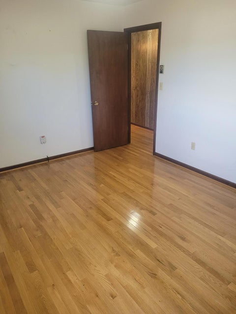 Photo #10: 470 Old Hickory Circle