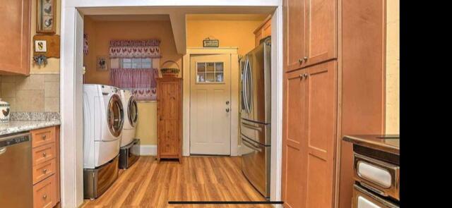 Photo #15: 126 Carter Street Street