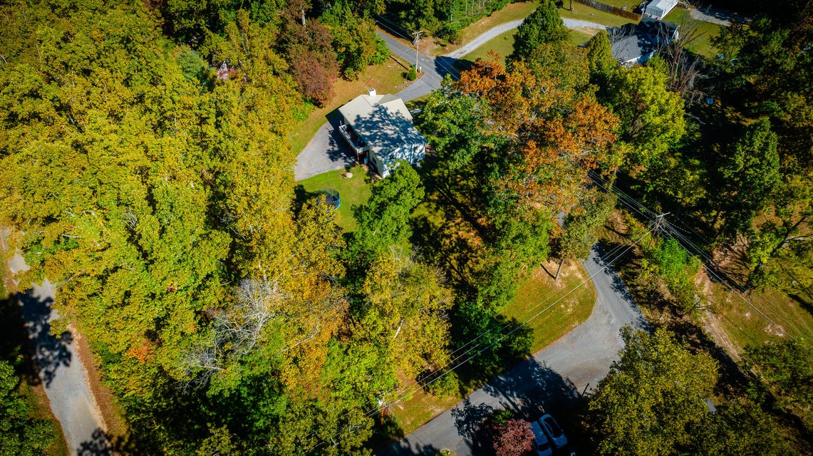 Photo #48: 145 Taylortown Road