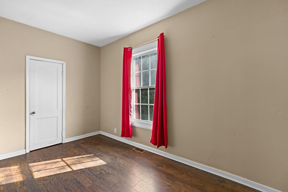 Photo #15: 2035 Tenneva Street